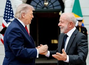 Lula e Trump se reuniram por mais de 3 horas na Casa Branca, em Washington, incluindo um almoço ...